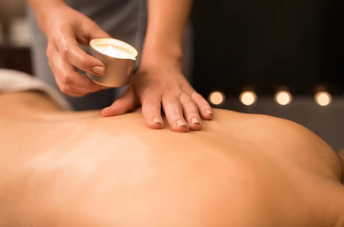 canddle massage (μασάζ με κερί)